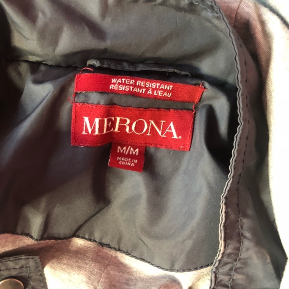 Rain jacket - Picture 2 of 3